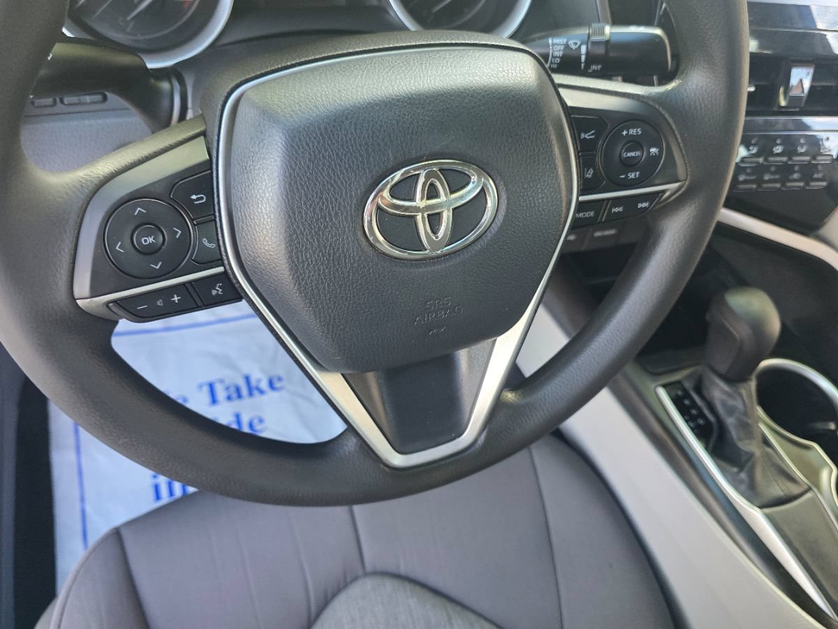 Used 2021 Toyota Camry LE w/ Carpet Mat Package (TMS) FWD image 11