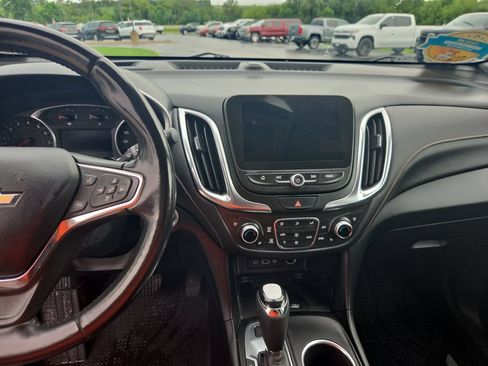 Certified 2021 Chevrolet Equinox Premier AWD/4WD image 17