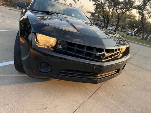 Used 2011 Chevrolet Camaro LS image 7