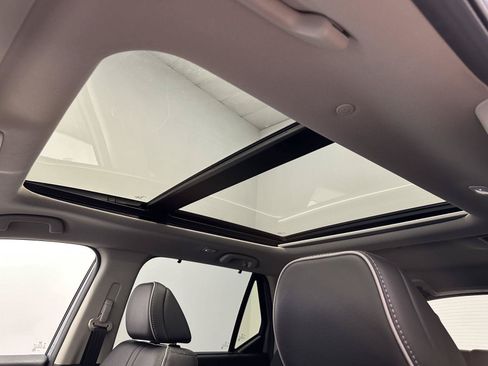 Certified 2024 Honda Pilot Elite image 18