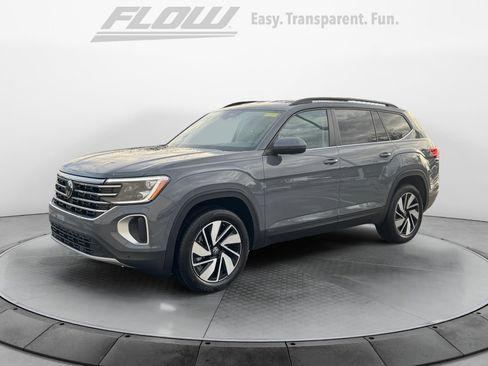 New 2026 Volkswagen Atlas SE image 3