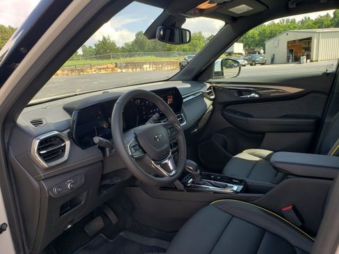 Used 2026 Chevrolet TrailBlazer ACTIV w/ Convenience Package FWD image 28