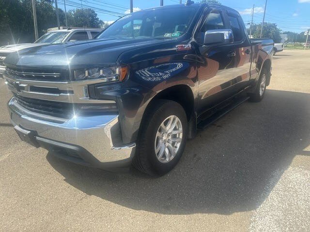 Used 2019 Chevrolet Silverado 1500 LT w/ All-Star Edition AWD/4WD image 3
