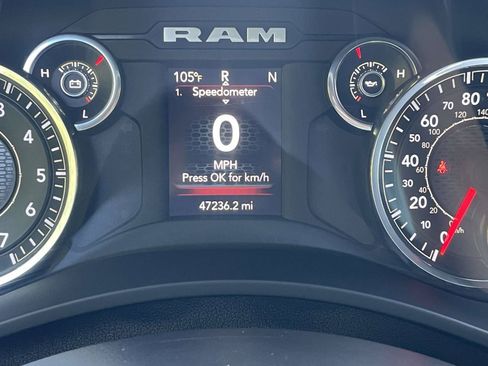 Used 2024 RAM 2500 Big Horn AWD/4WD image 34