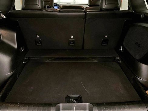 Used 2019 Jeep Cherokee Limited image 33