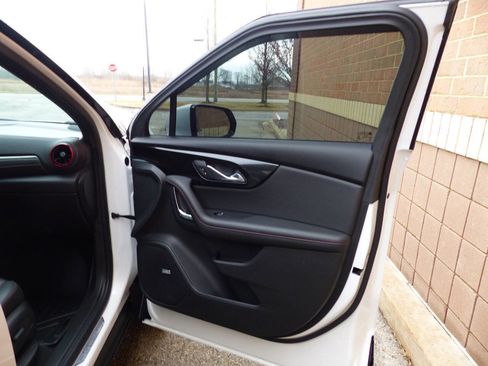 Used 2022 Chevrolet Blazer RS AWD/4WD image 45