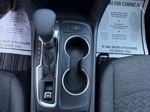 Used 2024 Chevrolet Equinox LT w/ LPO, Floor Liner Package FWD image 23