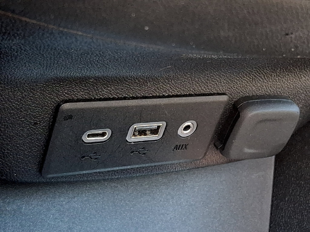 Used 2025 Chevrolet Malibu LT FWD image 25
