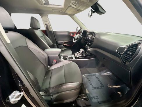 Used 2023 Kia Soul GT-Line w/ GT-Line Technology Package image 29