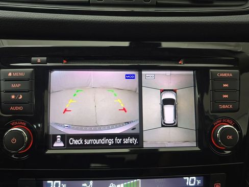 Used 2019 Nissan Rogue SV w/ Premium Package AWD/4WD image 18