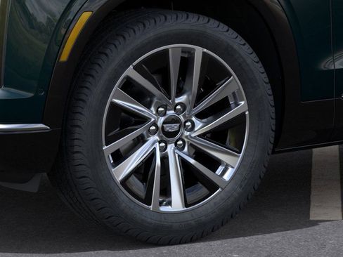 New 2026 Cadillac Vistiq Luxury w/ LPO, Floor Liner Package image 9