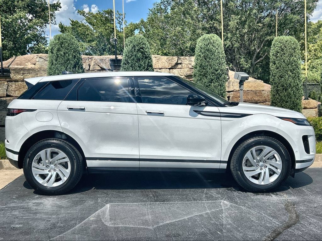 New 2026 Land Rover Range Rover Evoque S AWD/4WD image 6