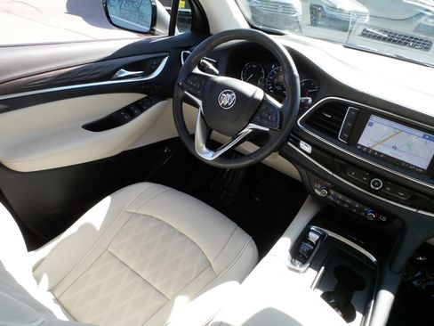 Used 2023 Buick Enclave Avenir w/ Avenir Technology Package AWD/4WD image 9