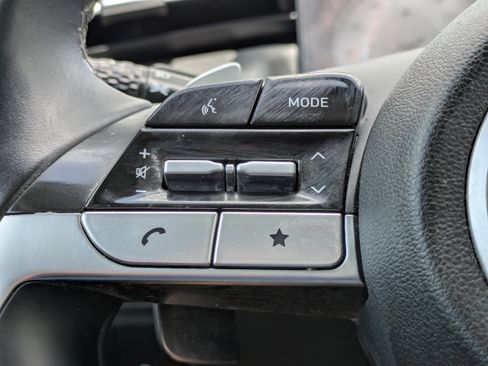 Certified 2022 Hyundai Tucson Limited FWD image 26