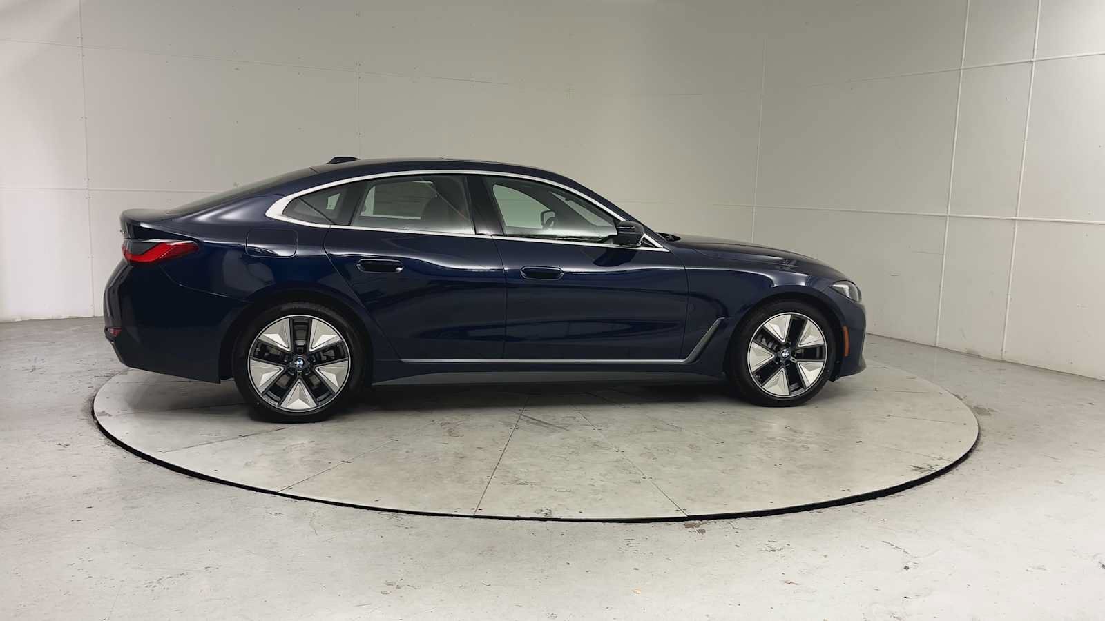 New 2026 BMW i4 xDrive40i w/ Premium Package AWD/4WD image 9