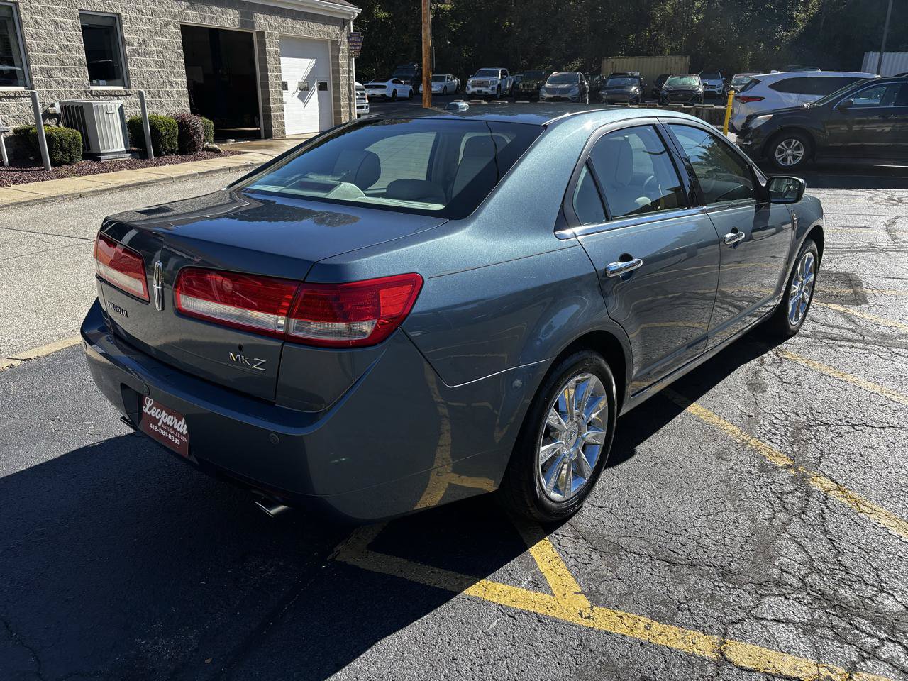 Used 2012 Lincoln MKZ FWD image 7