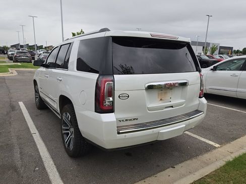 Used 2019 GMC Yukon Denali w/ Denali Ultimate Package AWD/4WD image 2