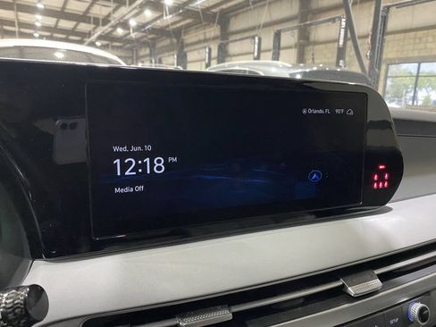Used 2024 Hyundai Palisade SEL FWD image 6