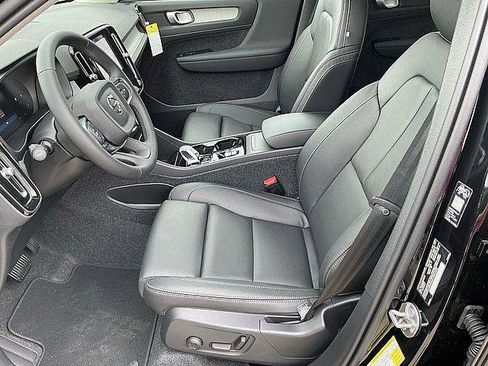 New 2026 Volvo XC40 B5 Plus w/ Climate Package AWD/4WD image 14