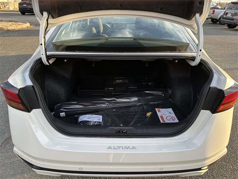 New 2025 Nissan Altima 2.5 SV w/ SV Premium Package image 12