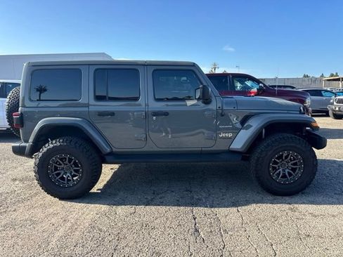 Used 2021 Jeep Wrangler Unlimited Sahara AWD/4WD image 4