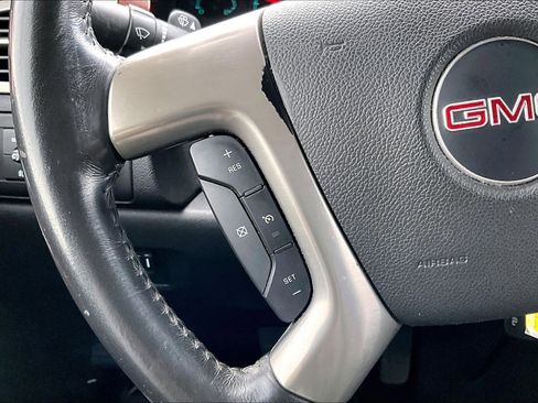 Used 2014 GMC Sierra 2500 SLT w/ SLT Convenience Package image 24