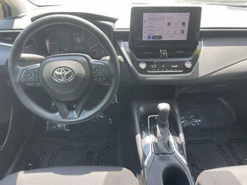 Used 2023 Toyota Corolla LE FWD image 8