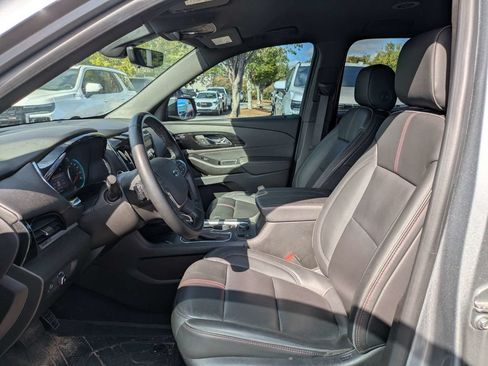 Used 2023 Chevrolet Traverse RS w/ LPO, Floor Liner Package FWD image 21