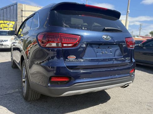 Used 2019 Kia Sorento EX w/ EX Touring Package FWD image 11