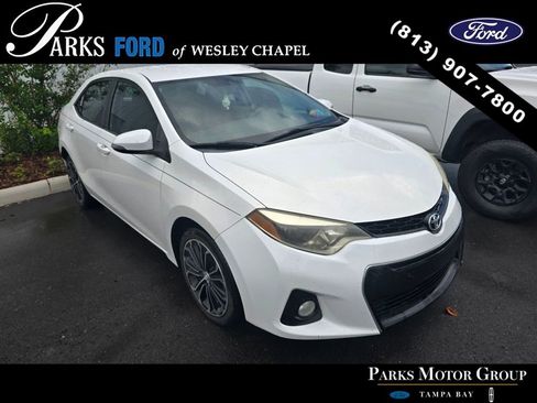 Used 2016 Toyota Corolla S FWD image 3