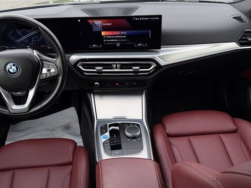 Used 2023 BMW i4 eDrive35 w/ Premium Package RWD image 40