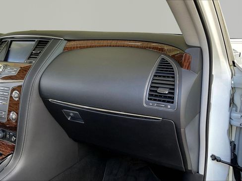 Used 2020 Nissan Armada Platinum w/ Captain's Chairs Package image 27