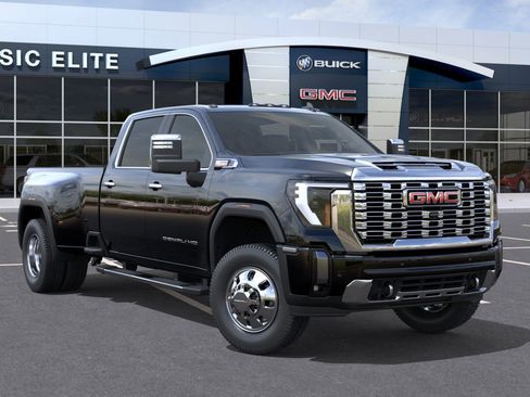 New 2026 GMC Sierra 3500 Denali w/ Denali Reserve Package image 7