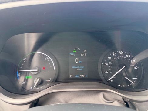 Certified 2023 Toyota Sienna LE FWD image 22