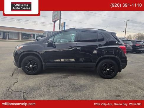 Used 2020 Chevrolet Trax LT w/ LPO, Protection Package AWD/4WD image 5