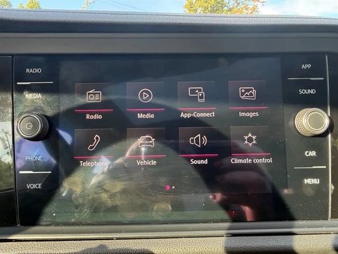 Used 2019 Volkswagen Jetta SEL FWD image 14