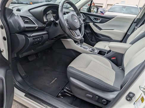 Used 2023 Subaru Forester Premium image 11