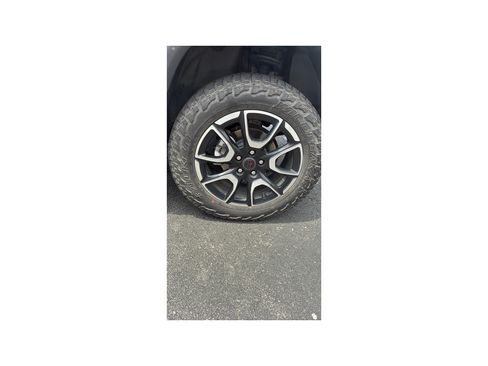 Used 2025 Jeep Compass Trailhawk AWD/4WD image 25