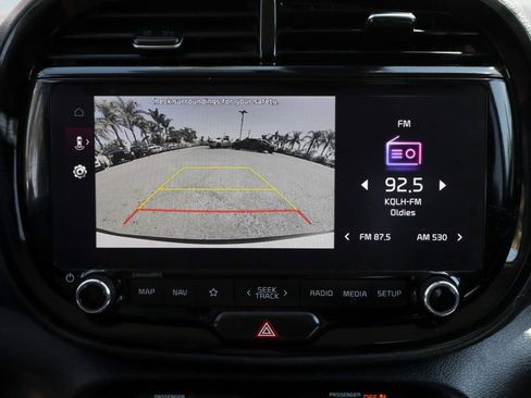 Used 2023 Kia Soul S FWD image 32