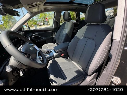 Used 2025 Audi Q5 Premium w/ Convenience Package AWD/4WD image 7