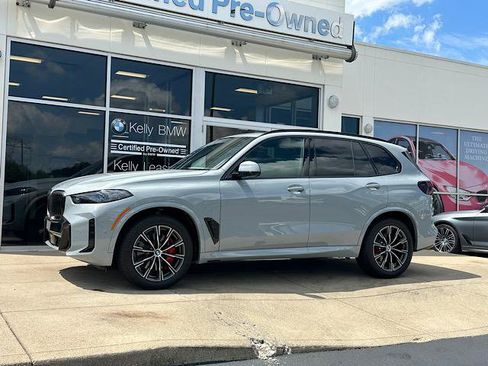 Used 2026 BMW X5 xDrive40i w/ M Sport Package AWD/4WD image 5
