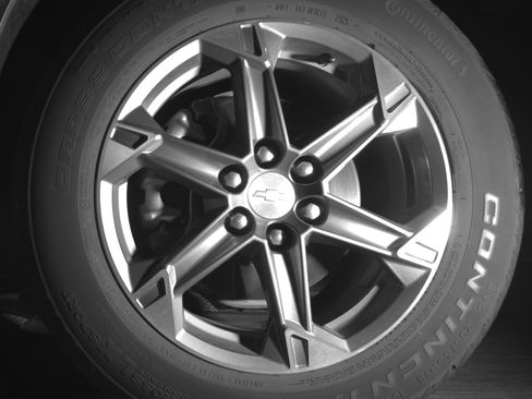 Used 2025 Chevrolet Blazer LT FWD image 12