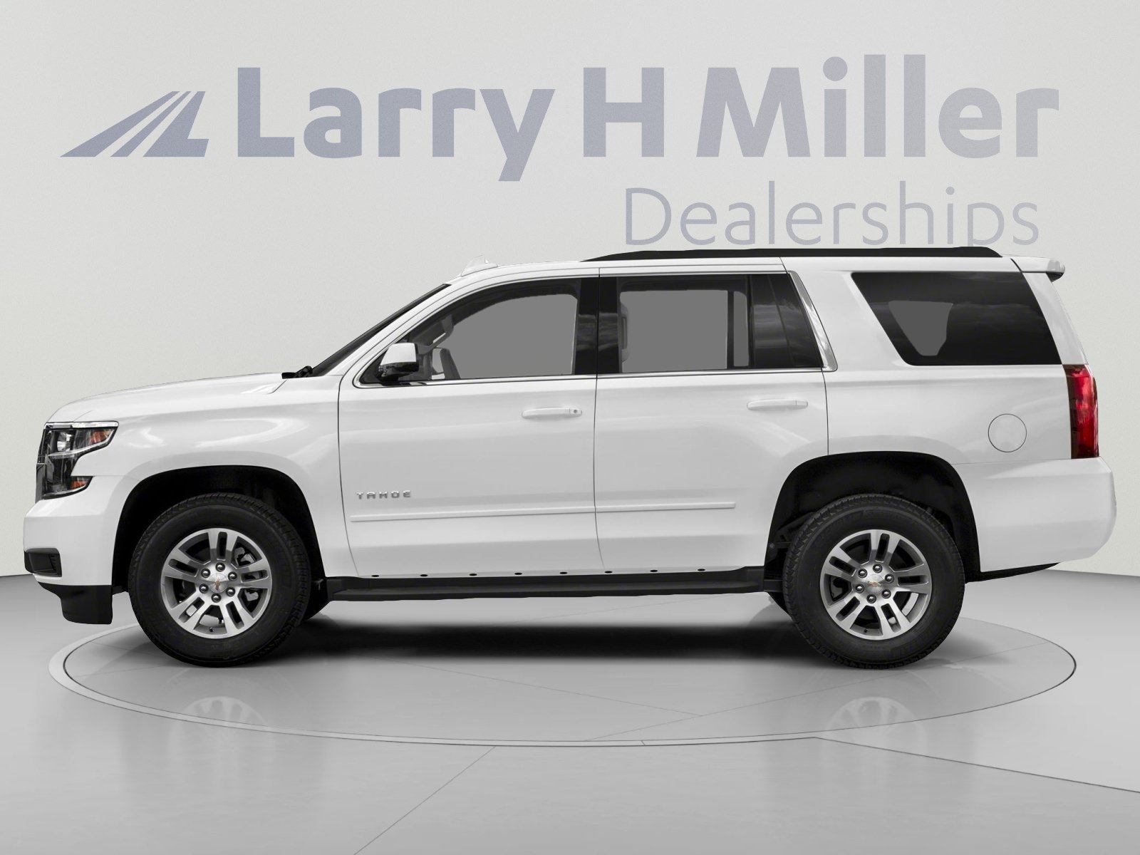Used 2019 Chevrolet Tahoe Premier AWD/4WD image 3