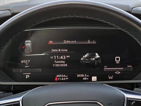 Certified 2022 Audi e-tron Premium Plus w/ Premium Plus Package image 20