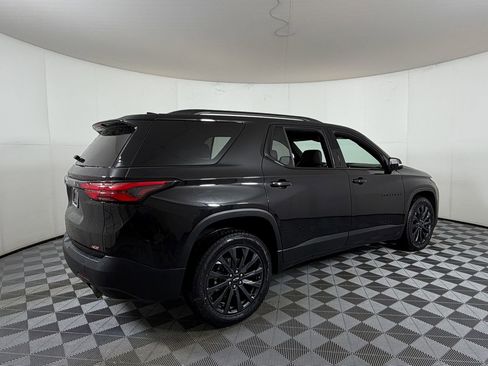 Used 2023 Chevrolet Traverse RS AWD/4WD image 4