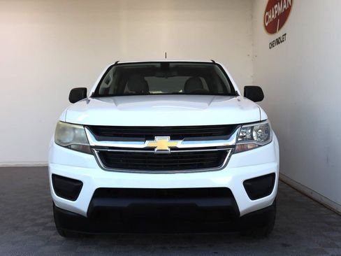 Used 2020 Chevrolet Colorado W/T w/ WT Convenience Package RWD image 2