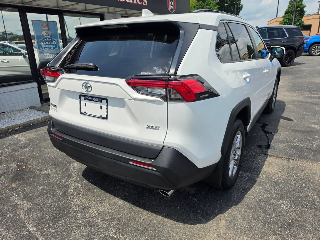 Used 2023 Toyota RAV4 XLE FWD image 34