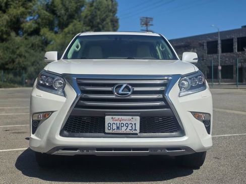 Used 2018 Lexus GX 460 Premium w/ Premium Package AWD/4WD image 18