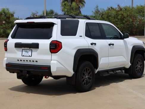 New 2026 Toyota 4Runner SR5 AWD/4WD image 8