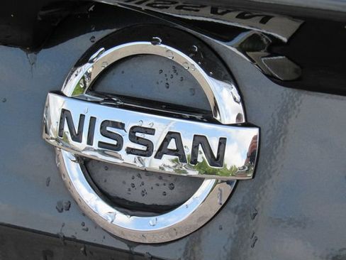 Used 2022 Nissan Altima 2.5 SV w/ SV Premium Package image 12